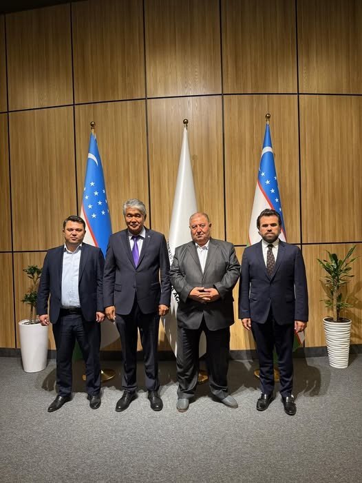 TÜRKSOY Genel Sekreteri Özbekistan Sinematografi Ajansı Direktörü ile görüştü